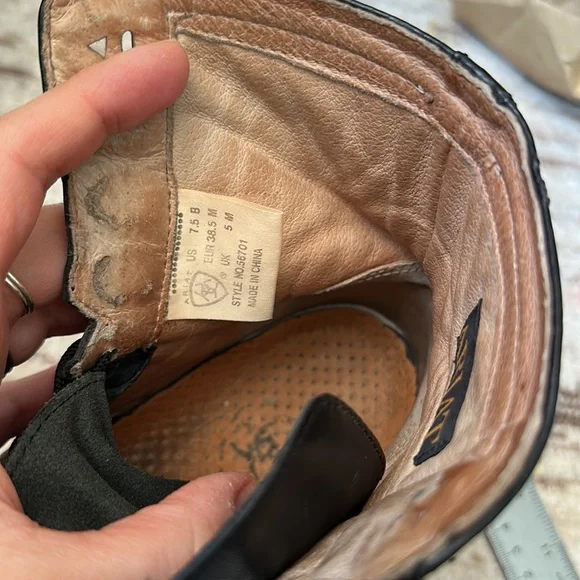 Ariat boots style no. 56701 size 7.5 - Picture 10 of 10